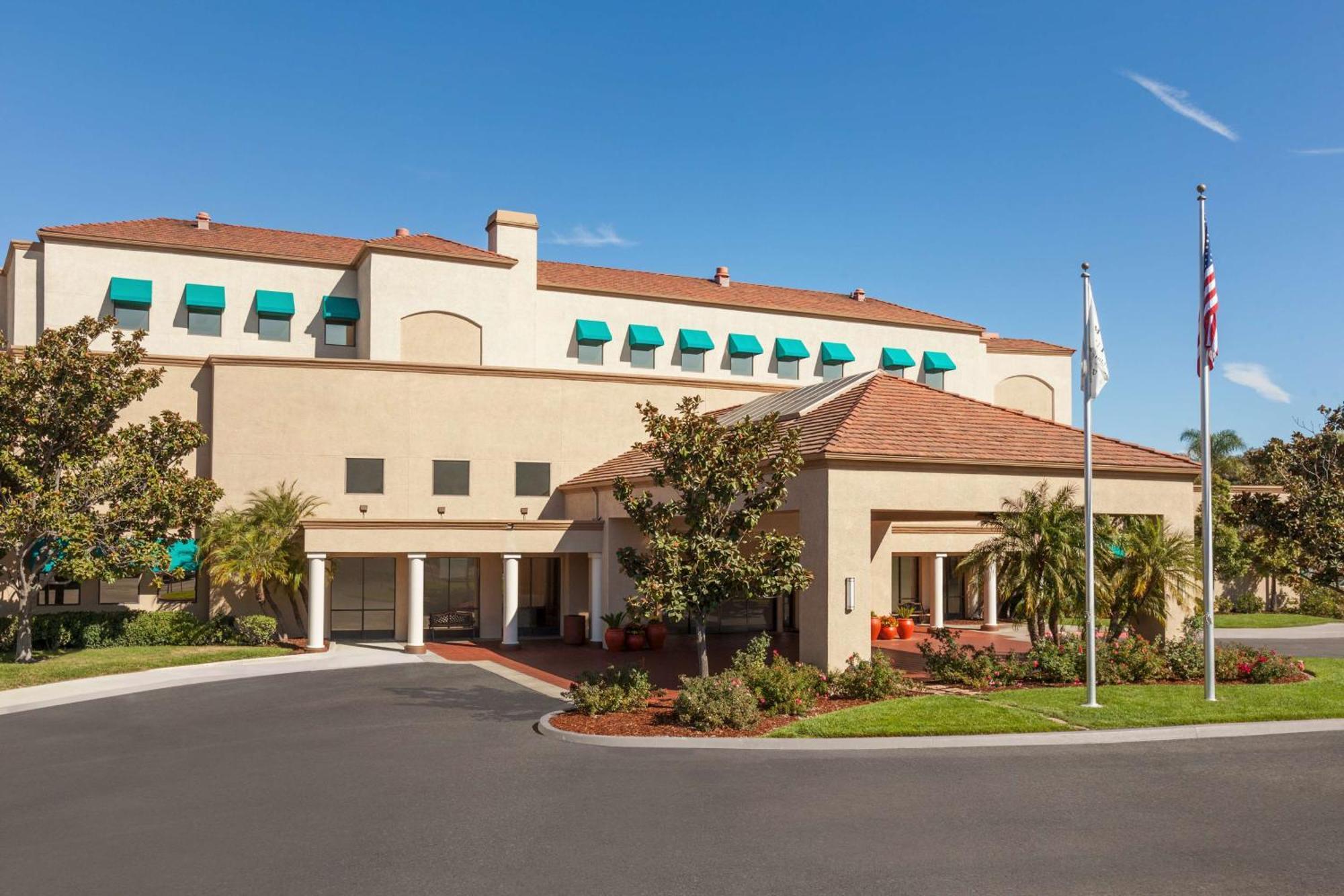 Embassy Suites By Hilton Temecula Valley Wine Country Exterior foto